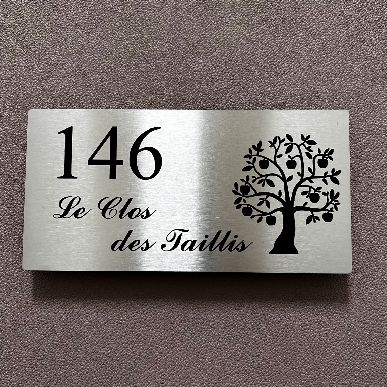plaque inox brosse gravee au laser sur mesure  130 — exemple de plaque