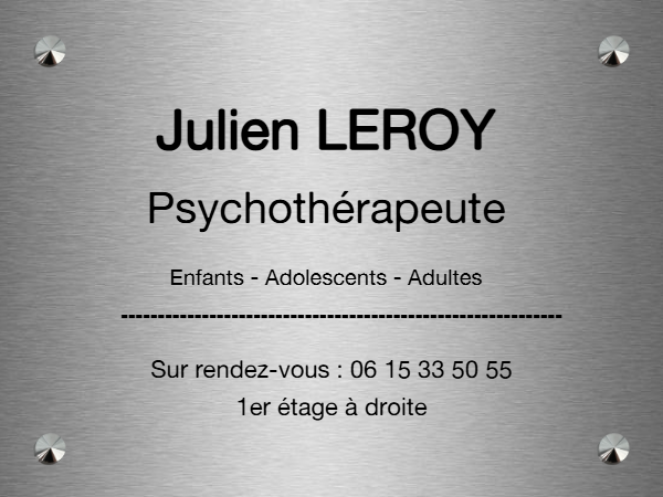 Plaque psychothérapeute - en Inox - taille 200x150 mm - Pour votre cabinet, je conçois des plaques de psychothérapeute alliant rigueur réglementaire et finitions artisanales . Qu’il s’agisse de laiton poli miroir pour un rendu prestigieux ou de Plexiglas résistant aux UV, chaque support est gravé au laser dans notre atelier lillois pour une lisibilité parfaite de vos titres protégés. Nous maîtrisons le format standard 30x20 cm ainsi que des solutions sur mesure , avec des fixations par entretoises en inox ou adhésifs haute performance. De la découpe au dixième jusqu’au polissage manuel, je garantis une signalétique élégante et durable , pensée pour orienter sereinement vos patients dès la façade. Description technique de la plaque psychothérapeute Le format standard 30x20 cm en Plexiglas ou laiton garantit une visibilité durable . La gravure laser assure une lisibilité parfaite des mentions obligatoires comme le titre protégé de psychologue, facilitant ainsi l'orientation des patients. La durabilité dépend directement de la nature des matériaux sélectionnés pour affronter les agressions extérieures. Choix des matériaux pour une résistance extérieure Le laiton poli offre un prestige indéniable aux cabinets. Toutefois, il demande un entretien régulier. À l'inverse, l'aluminium brossé reste moderne et ne craint pas l'oxydation naturelle. Le Plexiglas constitue une barrière sérieuse. Il bloque les rayons UV efficacement. Sa transparence reste intacte , même après des années sous un soleil de plomb en façade. Matériau Résistance UV Entretien Rendu visuel Laiton Élevée Fréquent Prestigieux Aluminium Excellente Nul Moderne Plexiglas Moyenne Facile Raffiné PVC Bonne Simple Économique Gravure et marquage pour une lisibilité optimale La gravure laser permet une précision extrême sur les petits caractères . C'est l'option idéale pour les plaques de cabinet médical où chaque détail compte pour le lecteur. Le contraste des couleurs joue un rôle majeur. Une écriture foncée sur un fond clair, comme l'aluminium, permet une lecture rapide , même à plusieurs mètres de distance. Pensez aussi à votre plaque d'accueil intérieure. Elle complète parfaitement votre signalétique de rue. Utiliser une gravure laser nette favorise la lisibilité . C'est un point essentiel pour rassurer vos futurs patients. Pour quels praticiens et quels usages ? Au-delà de l'aspect purement technique, la signalétique doit refléter avec exactitude le statut réglementaire du professionnel de santé. Adaptation aux titres de psychologue et psychopraticien Le titre de psychologue est protégé par la loi . Il impose une rigueur absolue sur le support choisi. Le psychopraticien, lui, utilise un titre libre pour son activité de thérapie. Pour une plaque de psychologue ou de psychothérapeute , la clarté prime . Il faut indiquer ses diplômes et ses coordonnées sans aucune fioriture publicitaire pour respecter la déontologie. La personnalisation permet d'ajouter une spécialité comme la thérapie cognitive. Cela aide le patient à identifier immédiatement le champ d'expertise . L'affichage de titres protégés en façade de cabinet est une obligation légale . Cela garantit la transparence du parcours académique du professionnel. Installation en cabinet libéral ou centre de santé En copropriété, le règlement de syndic dicte souvent les règles. Il faut vérifier les dimensions et les couleurs autorisées avant toute commande de plaque professionnelle. L'emplacement doit être stratégique. Une pose à hauteur d'yeux, près de l'interphone, reste la meilleure solution. Cela facilite grandement l'accès des nouveaux patients au cabinet . Vérifier le règlement de copropriété Consulter les services d'urbanisme Choisir un emplacement éclairé L'ajout d'une plaque de sonnette assortie complète l'installation. C'est un détail pratique qui évite toute confusion lors de l'arrivée du patient . Points clés et spécifications de montage Une fois le contenu validé, il reste à définir le format idéal et la méthode de pose pour assurer la pérennité de l'installation. Formats standards et mentions textuelles recommandées Le format 30x20 cm est la norme admise. Il offre une surface suffisante pour inscrire le nom, le prénom et les diplômes sans surcharger le visuel final. La hiérarchie des informations est capitale . Le nom doit apparaître en plus gros caractères. Les coordonnées téléphoniques se placent généralement en bas de la plaque. Une plaque psychothérapeute efficace regroupe des données précises pour guider vos patients : Nom et prénom du praticien Titre professionnel reconnu Jours et horaires de consultation Numéro de téléphone direct Pensez aussi aux plaques d'horaires d'ouverture . Elles complètent parfaitement votre signalétique de cabinet. Solutions de fixation et conseils de pose Les entretoises en inox apportent un relief élégant. C'est le choix privilégié pour les façades en pierre. Elles permettent de décoller légèrement la plaque du mur . L'adhésif double face convient aux surfaces lisses. C'est une solution rapide et sans perçage . Elle est parfaite pour une signalétique intérieure ou sur une porte lisse. L'entretien dépend du matériau choisi . Un simple chiffon doux avec de l'eau savonneuse suffit pour le Plexiglas. Le laiton demande un produit spécifique pour garder son éclat. Un entretien régulier garantit la durabilité . Une fixation par entretoises reste la plus robuste. Vérifiez chaque année la solidité des fixations extérieures pour éviter toute chute.
